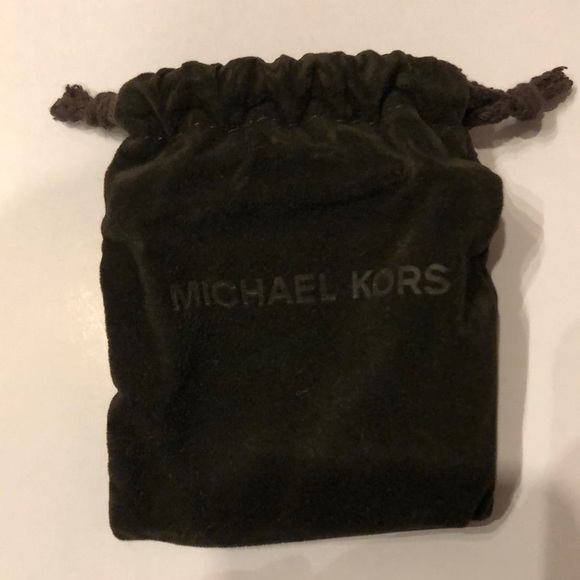 Michael Kors buckle bracelet - Picture 6 of 6